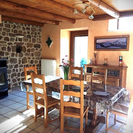 Gite La Fermette Valprivas Exterior foto
